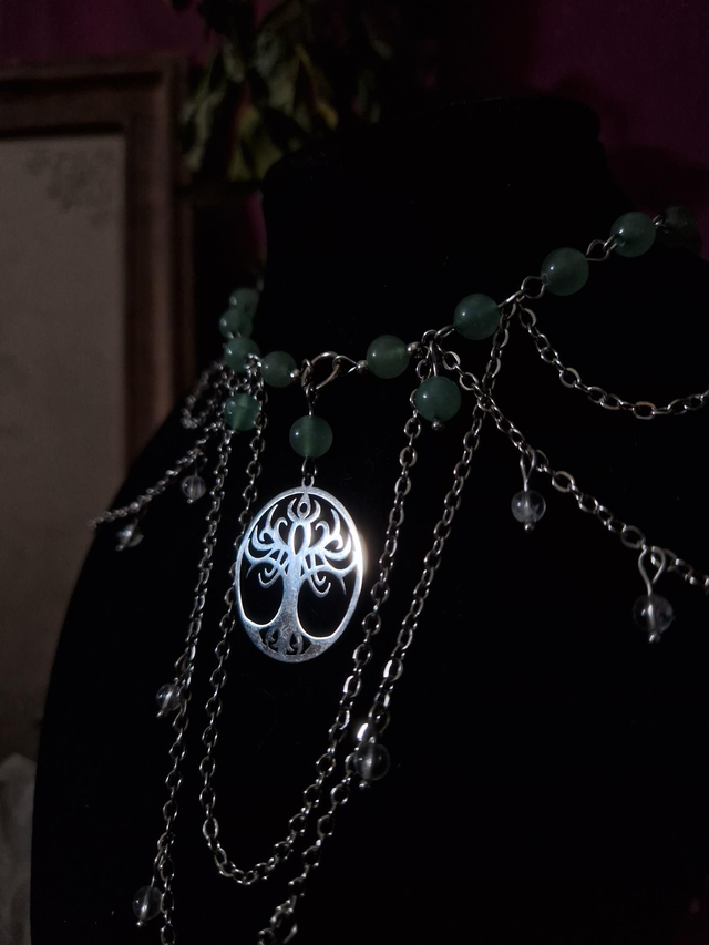 Parure Yggradsil — Photo 2